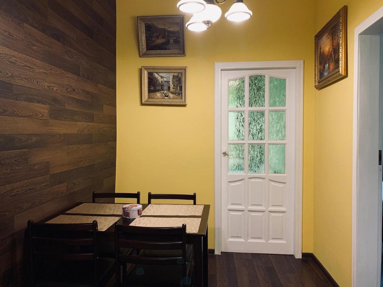 Modern Chaikovskogo Apartment Lviv Luaran gambar