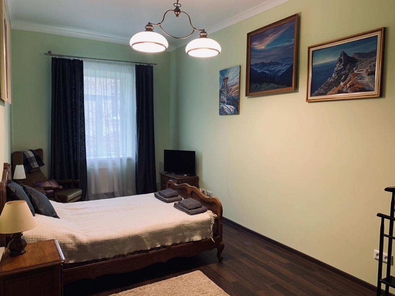 Modern Chaikovskogo Apartment Lviv Luaran gambar