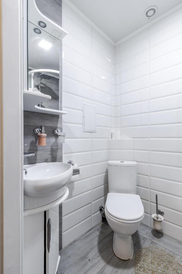 Modern Chaikovskogo Apartment Lviv Luaran gambar